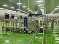 Chargeur et déchargeur de caisses d'autoclave