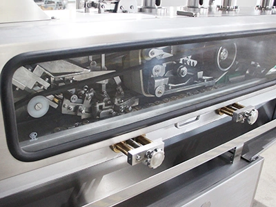 Machine de capsulage sous vide